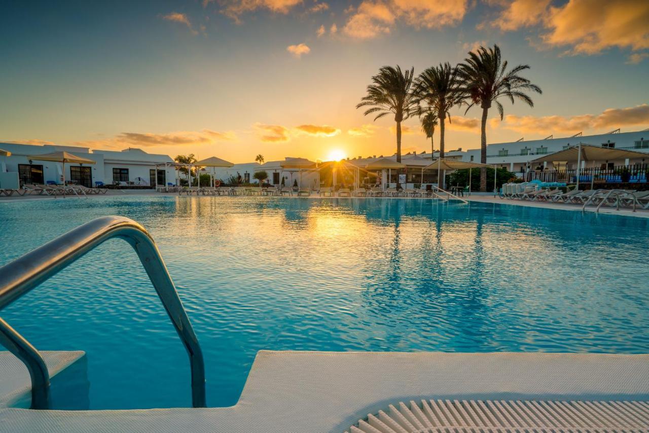 Apartamentos Santa Rosa Costa Teguise Εξωτερικό φωτογραφία